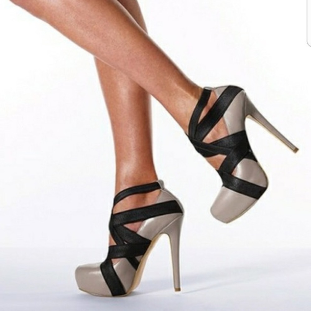 COLIN STUART Taupe Strappy Platform Pumps Sz 10